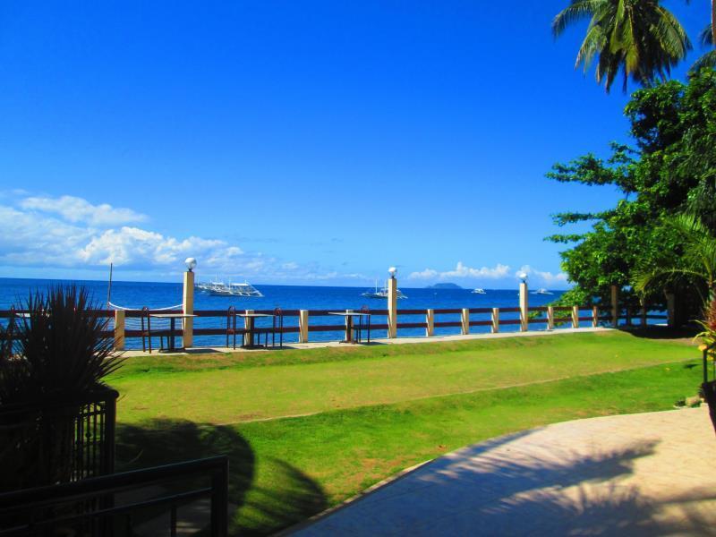 Private Residence Vip Resort Dumaguete City Exterior photo