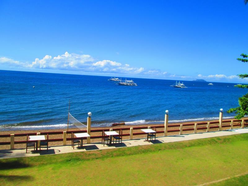 Private Residence Vip Resort Dumaguete City Exterior photo